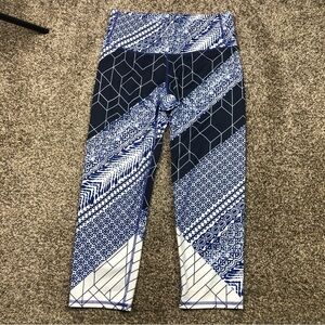 Athleta Women’s Indigo Geo Print Athletic Crop Capris Size Small